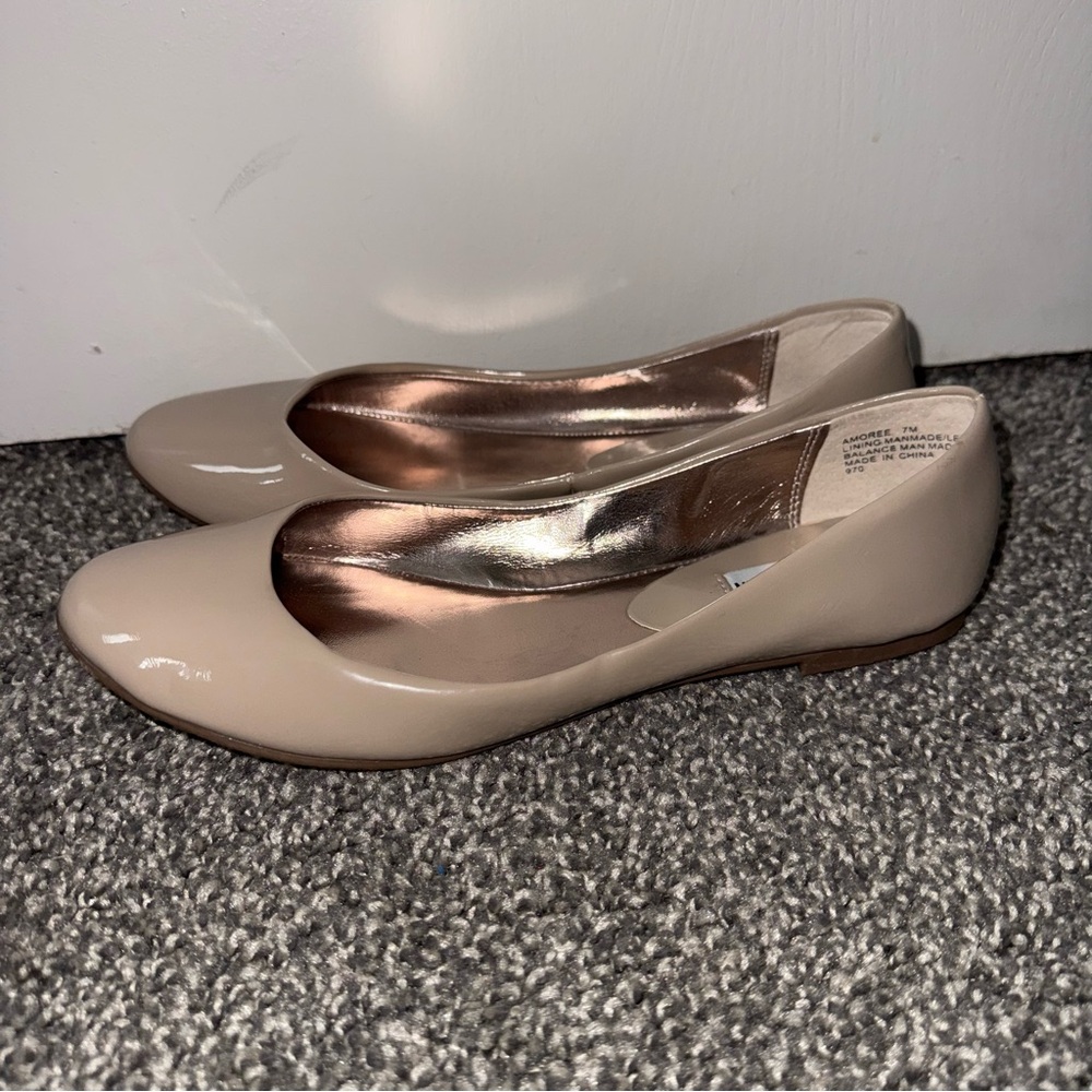Steve Madden Amoree Ballet Flats Nude Patent Leather Women’s Size 7M Slip On - Picture 4 of 12
